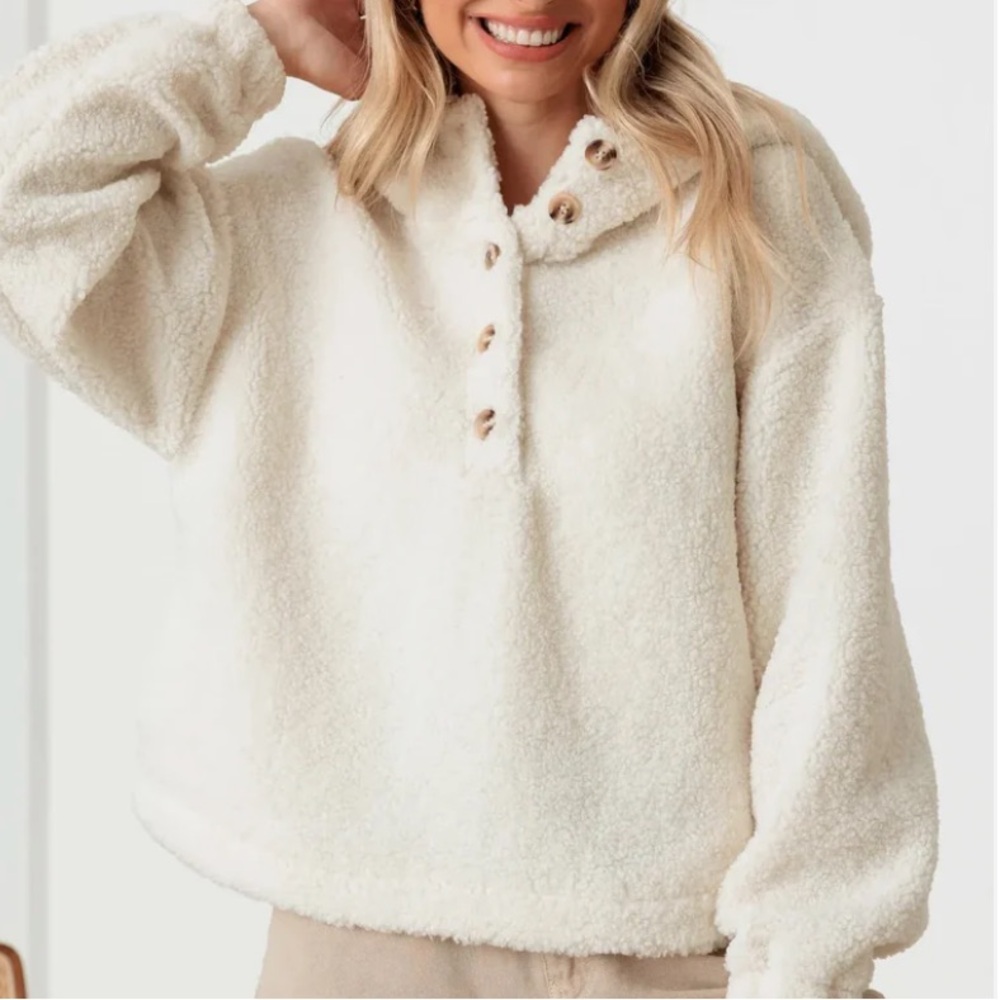 Sherpa Button-Up Two Pocket Hooded Pullover Jacket NWT